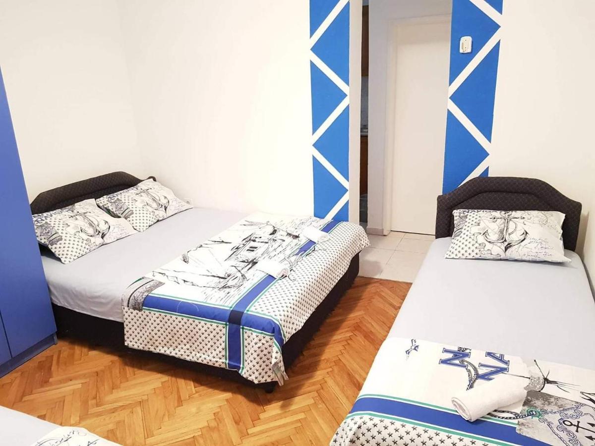 Montenegro Apartments - Private Beach Kotor Ngoại thất bức ảnh