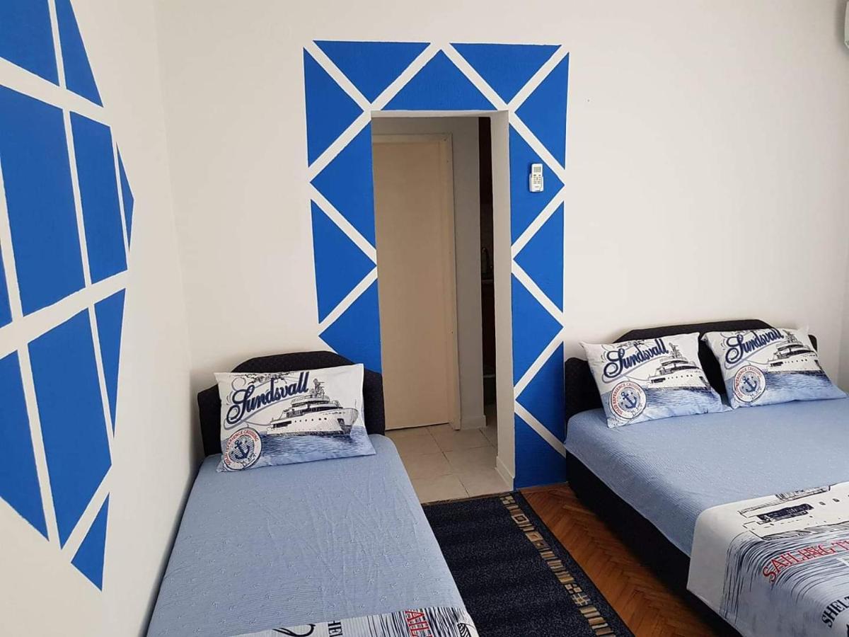 Montenegro Apartments - Private Beach Kotor Ngoại thất bức ảnh