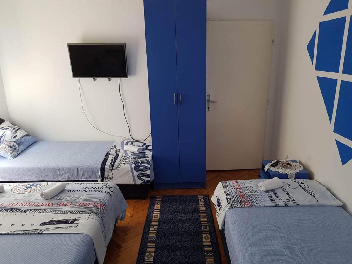 Montenegro Apartments - Private Beach Kotor Ngoại thất bức ảnh